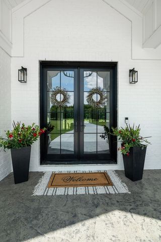 150 Scenic Cir, Pulaski, TN 38478