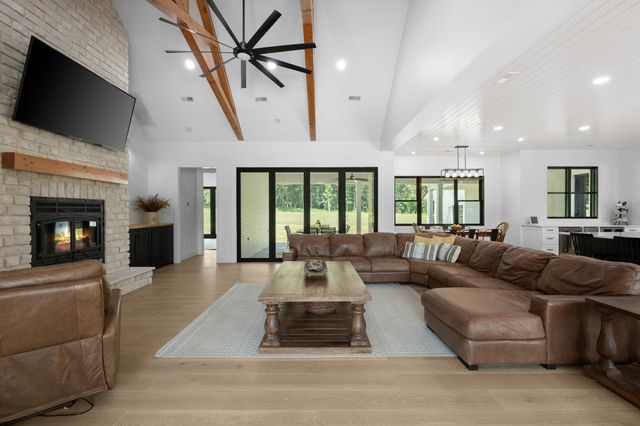 150 Scenic Cir, Pulaski, TN 38478