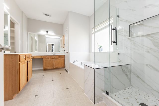 3002 Vincent Crossing Drive, Spring, TX 77386