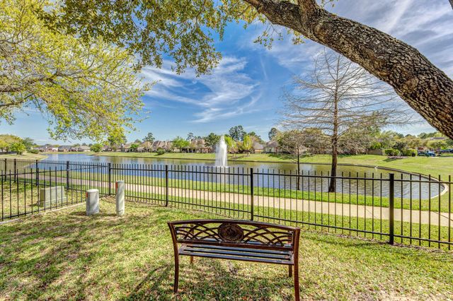 3002 Vincent Crossing Drive, Spring, TX 77386