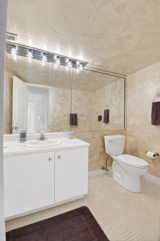 2851 S Ocean Boulevard 5m, Boca Raton, FL 33432