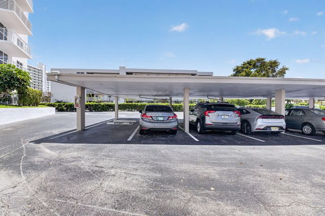 2851 S Ocean Boulevard 5m, Boca Raton, FL 33432