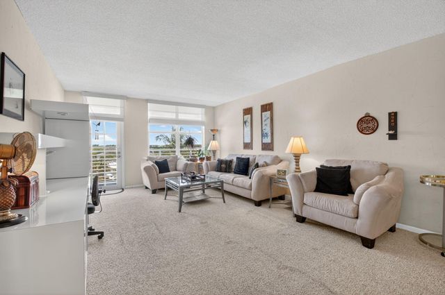 2851 S Ocean Boulevard 5m, Boca Raton, FL 33432
