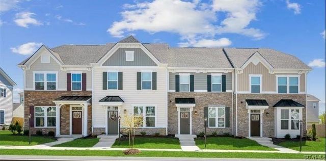 2211 Palm Ct, Sandston, VA 23150