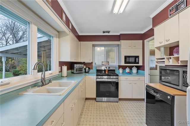 124 Ellen Street, Oswego, NY 13126