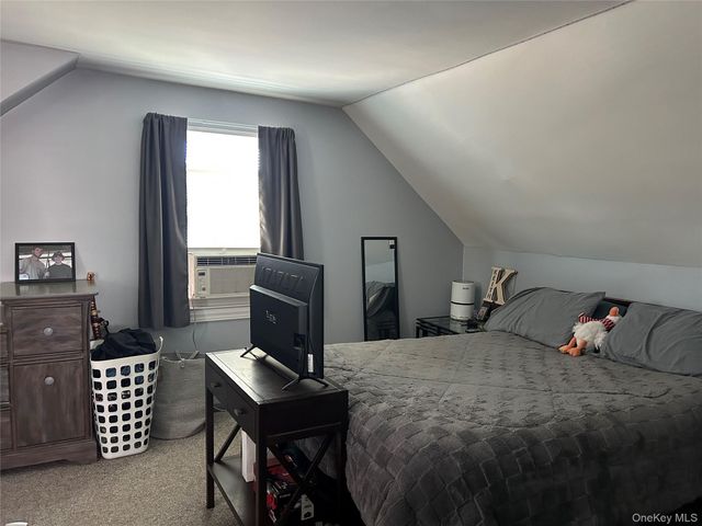 1258 Jackson Avenue, Lindenhurst, NY 11757