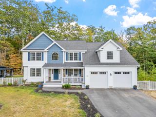 33 Hickorywood Circle, Meredith, NH 03253