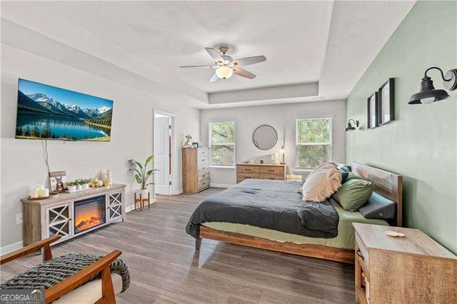 216 Ridge Valley Drive, Woodstock, GA 30189