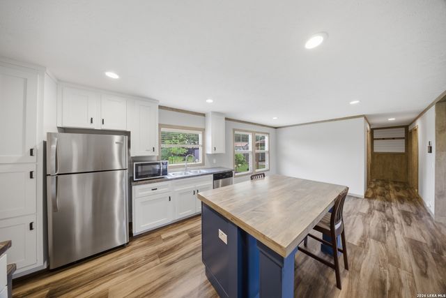 22718 GOLD GAP ST, Elmendorf, TX 78112