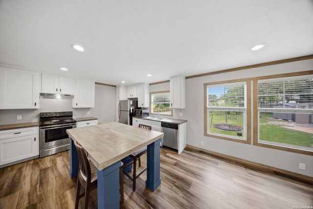 22718 GOLD GAP ST, Elmendorf, TX 78112