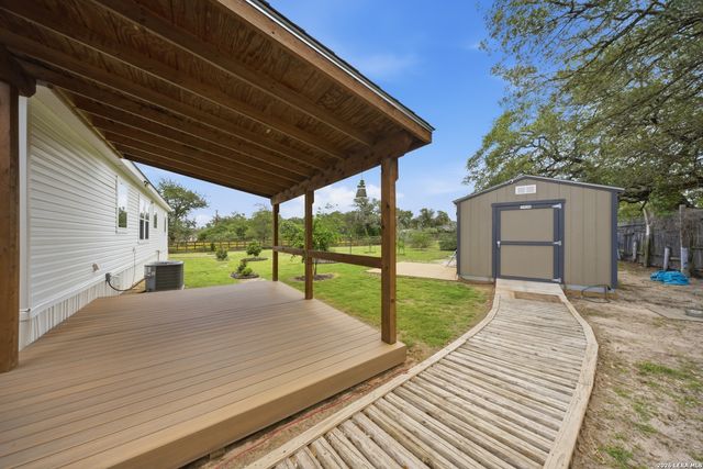 22718 GOLD GAP ST, Elmendorf, TX 78112