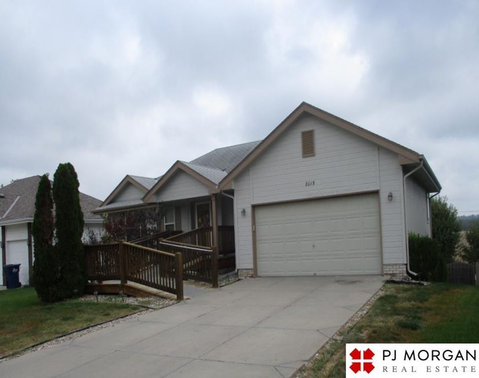 8015 S 66th Avenue, La Vista, NE 68128