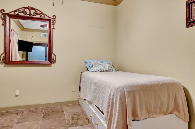 4747 E Nasa Parkway 102, Seabrook, TX 77586