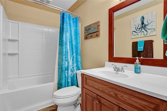 4747 E Nasa Parkway 102, Seabrook, TX 77586