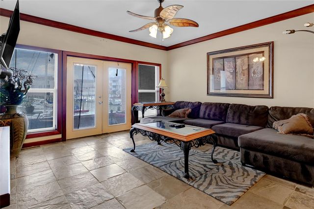 4747 E Nasa Parkway 102, Seabrook, TX 77586