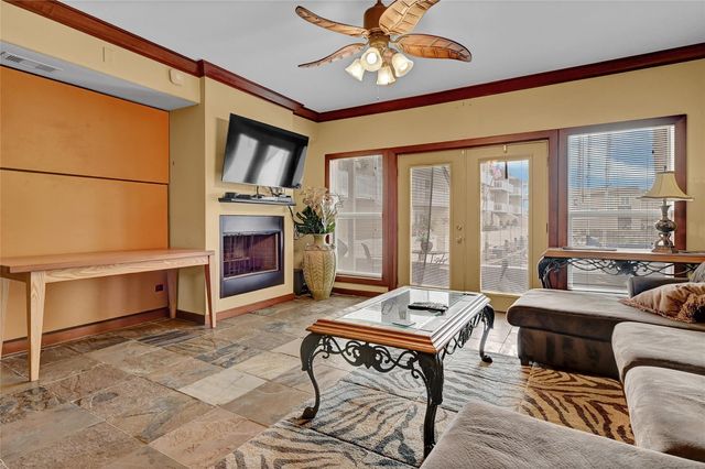 4747 E Nasa Parkway 102, Seabrook, TX 77586