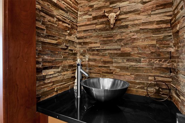 4747 E Nasa Parkway 102, Seabrook, TX 77586