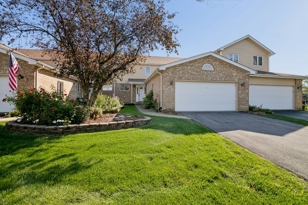 8554 Tullamore Drive, Tinley Park, IL 60487 — photo 2