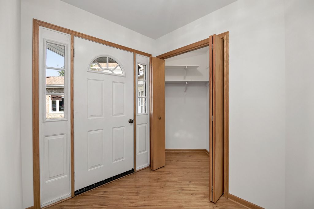 8554 Tullamore Drive, Tinley Park, IL 60487 — photo 5