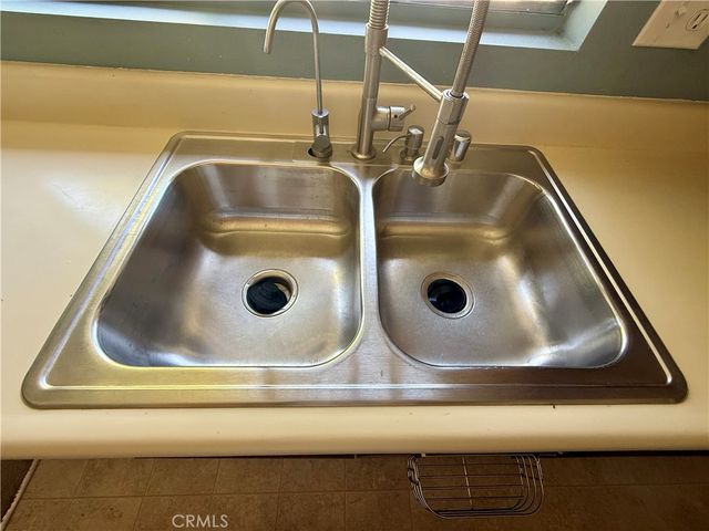 960 E Bonita, Pomona, CA 91767