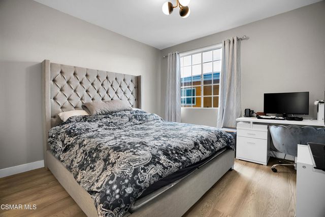 4348 Mammoth Avenue 203, Sherman Oaks, CA 91423