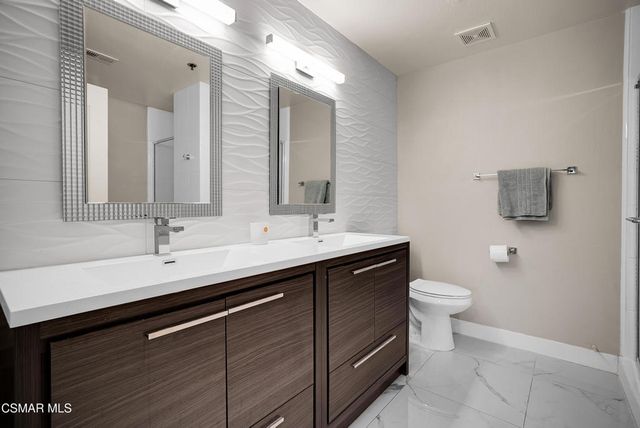 4348 Mammoth Avenue 203, Sherman Oaks, CA 91423