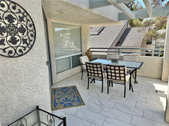 2716 LODESTONE Drive, Las Vegas, NV 89117