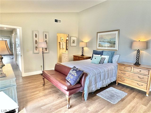 2716 LODESTONE Drive, Las Vegas, NV 89117
