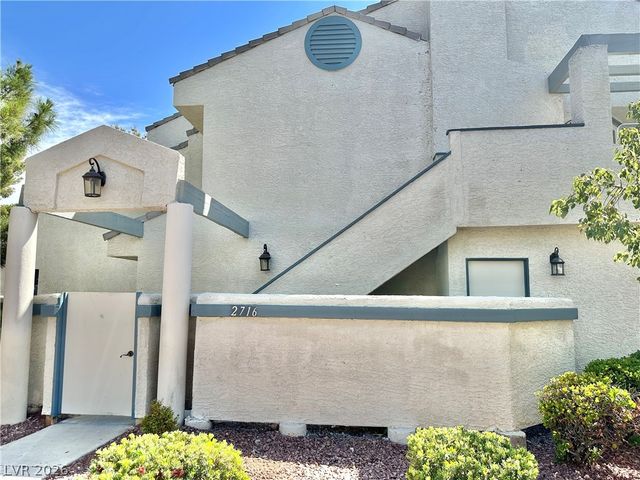 2716 LODESTONE Drive, Las Vegas, NV 89117