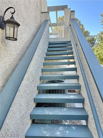 2716 LODESTONE Drive, Las Vegas, NV 89117