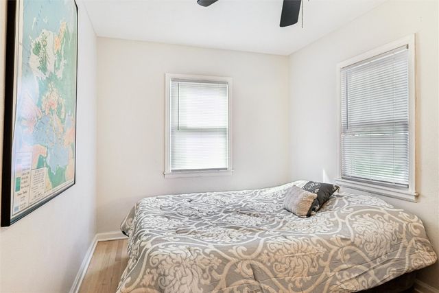 1047 27th Street NE, Cedar Rapids, IA 52402