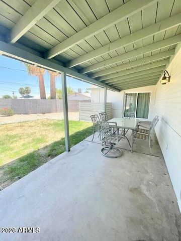 6820 E MORELAND Street, Scottsdale, AZ 85257