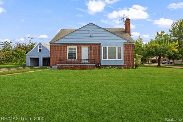 14641 Moran Road, Allen Park, MI 48101