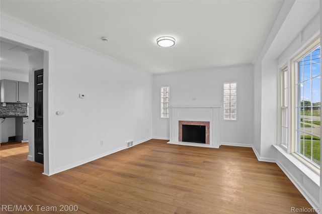 14641 Moran Road, Allen Park, MI 48101