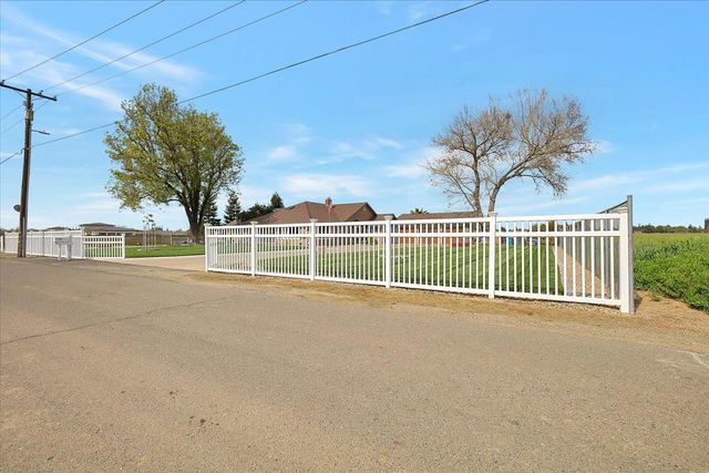 1721 Starr St, Yuba City, CA 95993