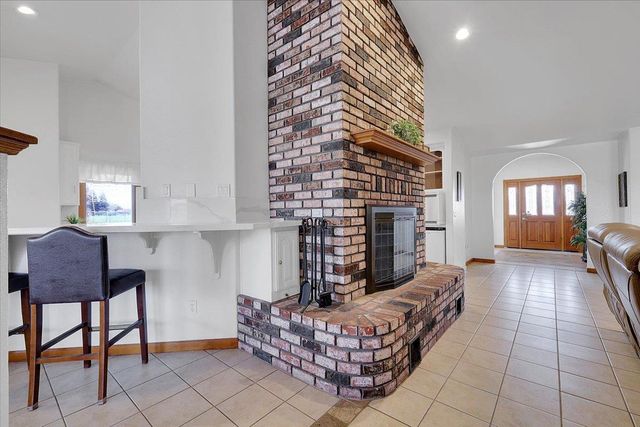 1721 Starr St, Yuba City, CA 95993