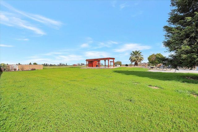 1721 Starr St, Yuba City, CA 95993