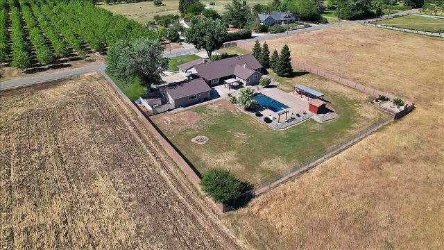 1721 Starr St, Yuba City, CA 95993