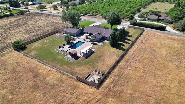 1721 Starr St, Yuba City, CA 95993