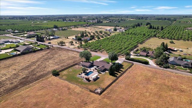 1721 Starr St, Yuba City, CA 95993