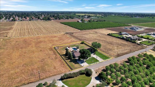 1721 Starr St, Yuba City, CA 95993