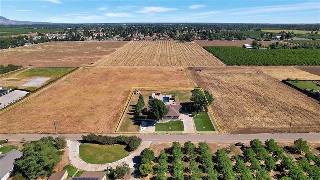 1721 Starr St, Yuba City, CA 95993