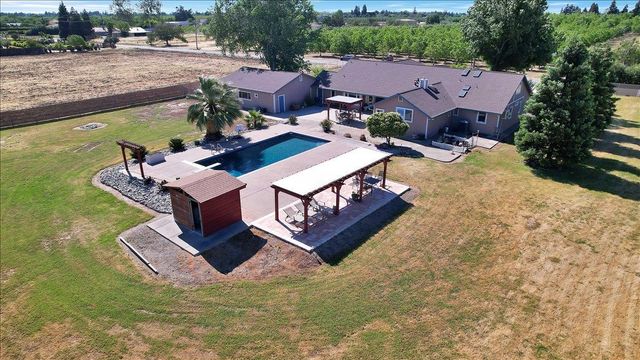 1721 Starr St, Yuba City, CA 95993