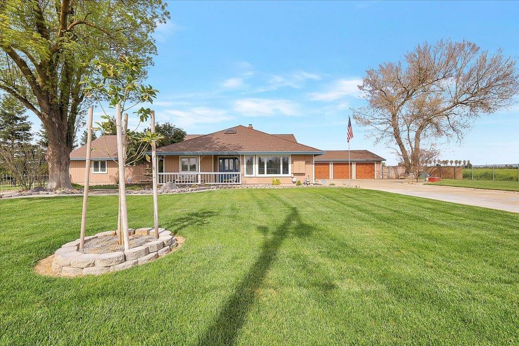 1721 Starr St, Yuba City, CA 95993