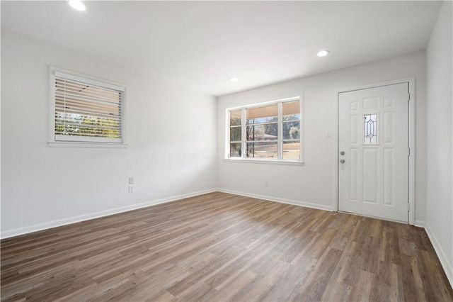 6820 Hiawatha Court, Eight Mile, AL 36613