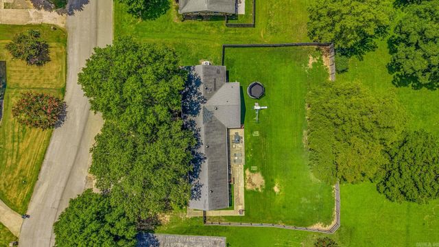 1801 Sara Ann Circle, Paragould, AR 72450