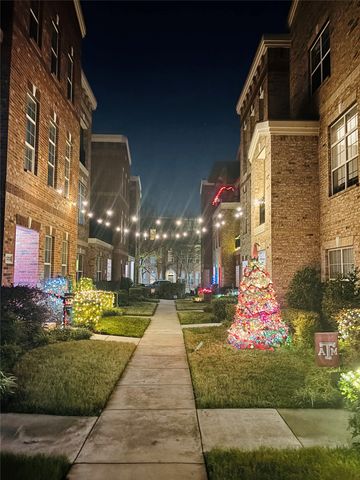 15727 Seabolt Place, Addison, TX 75001