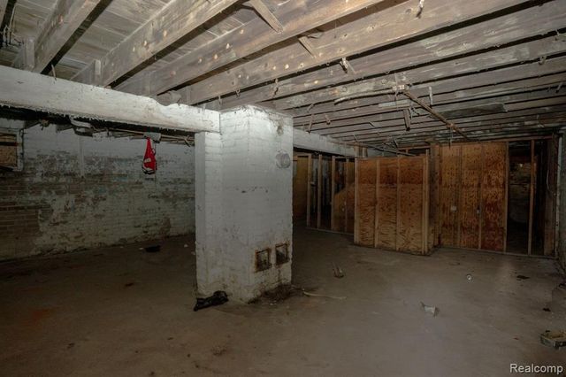 3298 Clairmount Street, Detroit, MI 48206