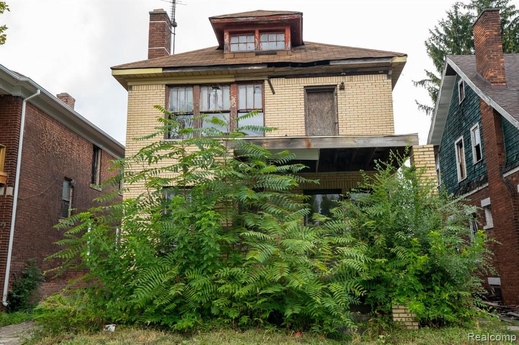 3298 Clairmount Street, Detroit, MI 48206