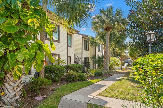 412 MOORINGS COVE DRIVE 7H, Tarpon Springs, FL 34689